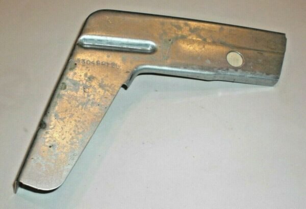HEAD LAMP MOUNT BRACKET LH - Image 3