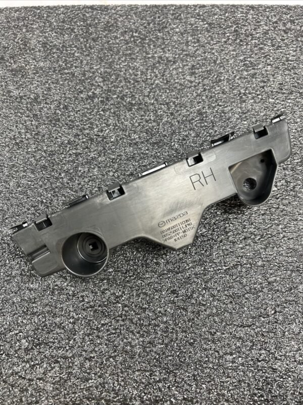 BUMPER BRACKET FR RH PLASTIC