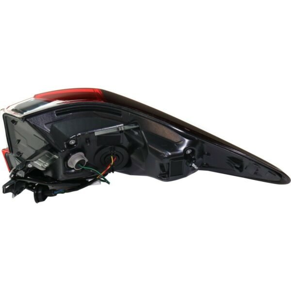 TAIL LAMP LH CANADA BUILT W/O LED SIGNAL CAPA - Image 3