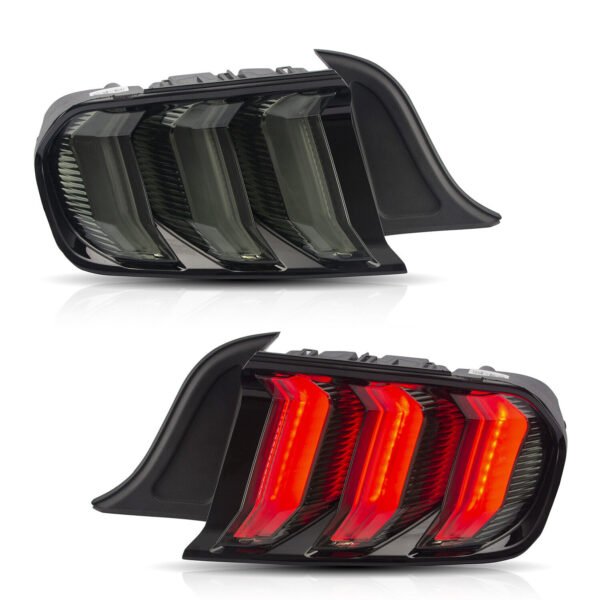 TAIL LAMP RH W/O BLACK ACCENT PKG/LEVEL 4/CHROME STRIPE HQ