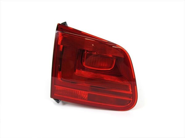 TRUNK LAMP LH (LIFTGATE MOUNTED)HQ