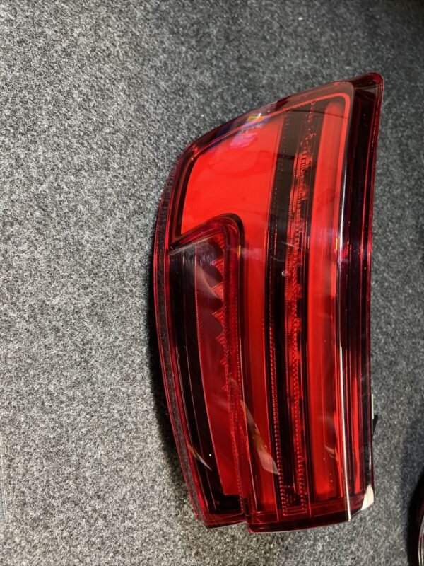 TAIL LAMP LH LED W/DYNAMIC TURN SIGNAL STD ON S3 AND A3 PRESTIGE TRIM HQ - Image 4